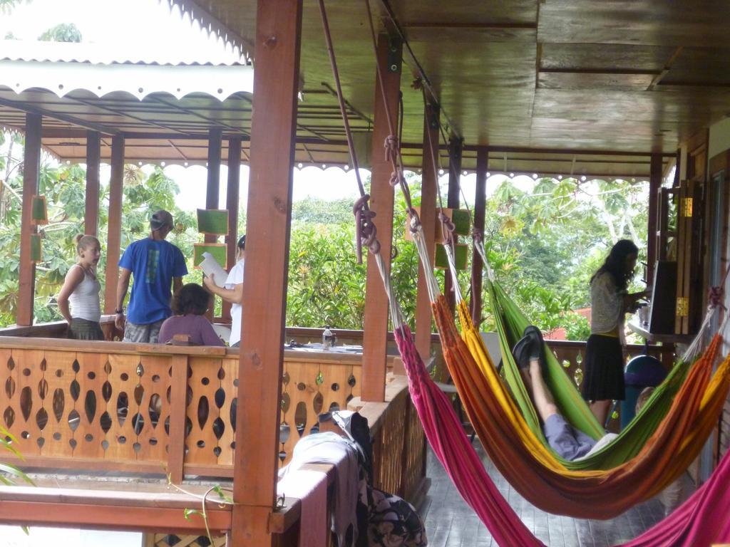 Spanish By The River - Turrialba Kamer foto